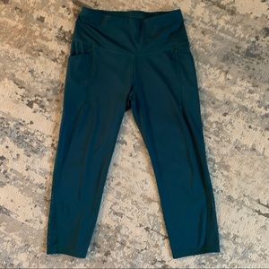 High-Waisted Capri Leggings